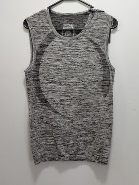 Ohmme Men's Chandra Performance Tank Top in Heather Gray